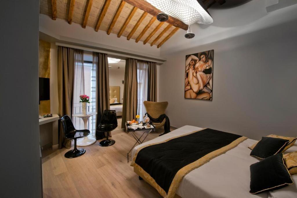 Affittacamere Torre Argentina Relais - Residenze Di Charme 3*